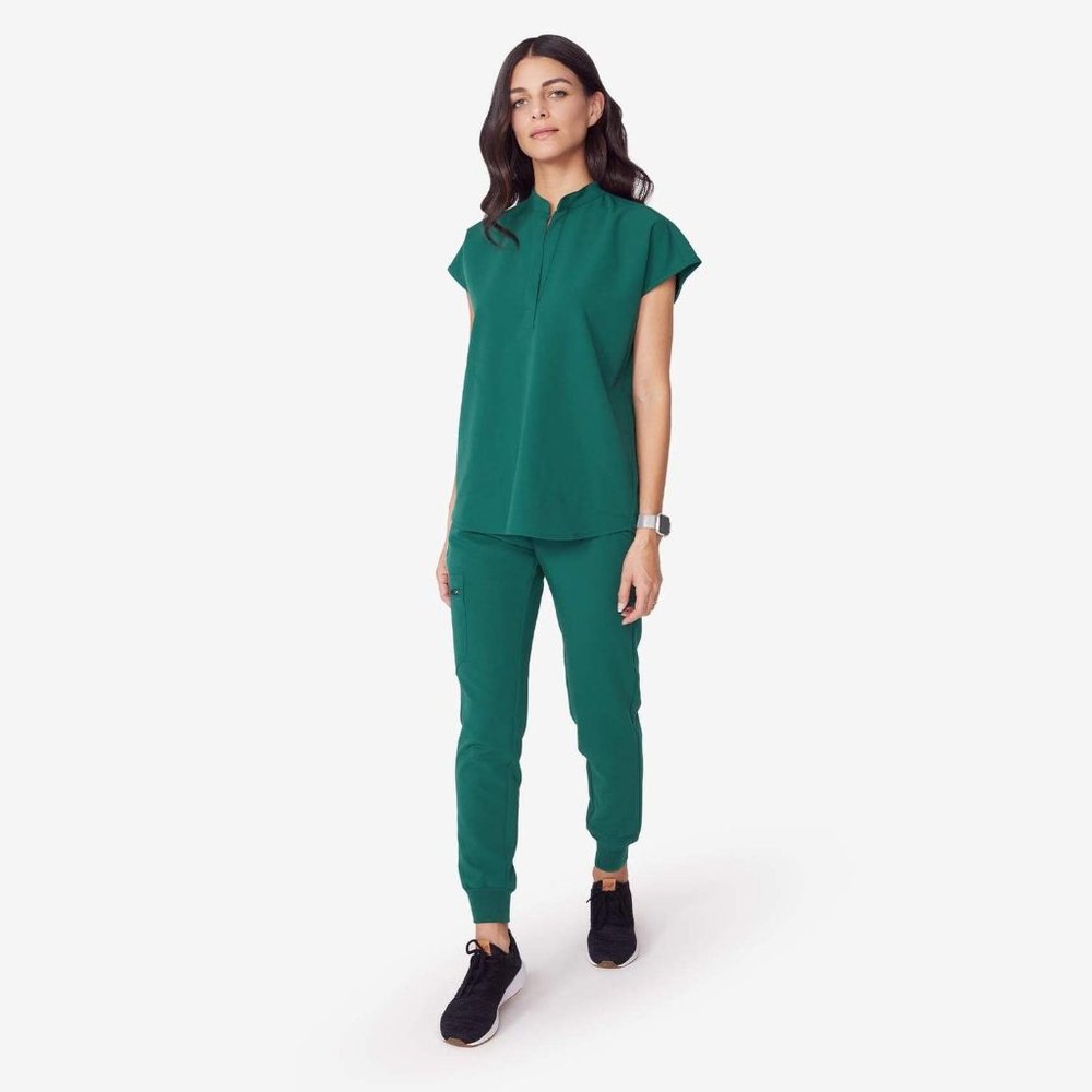 NWT FIGS Oversized Scrub Top (S) and Skinny Scrub Pant (M)